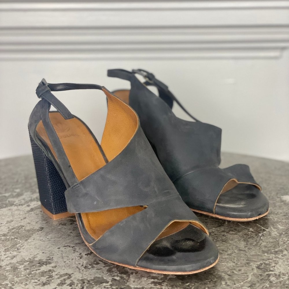 Coclico Sandals sz 39.5